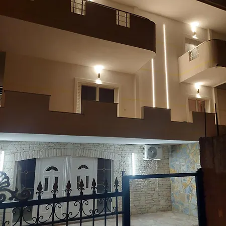 Ξενοδοχείο Villa-leandro *