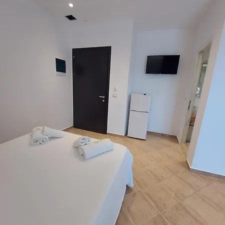 Villa-leandro Hotell
