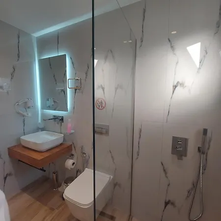 Villa-leandro * Ksamil